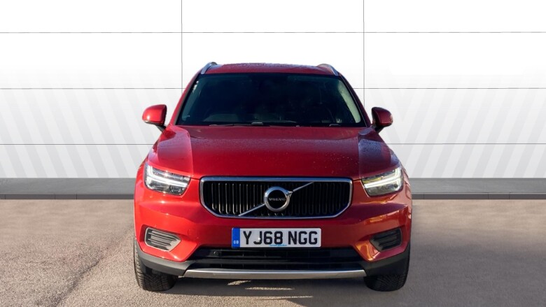 Volvo Xc40 2.0 T4 Momentum 5dr AWD Geartronic Petrol Estate